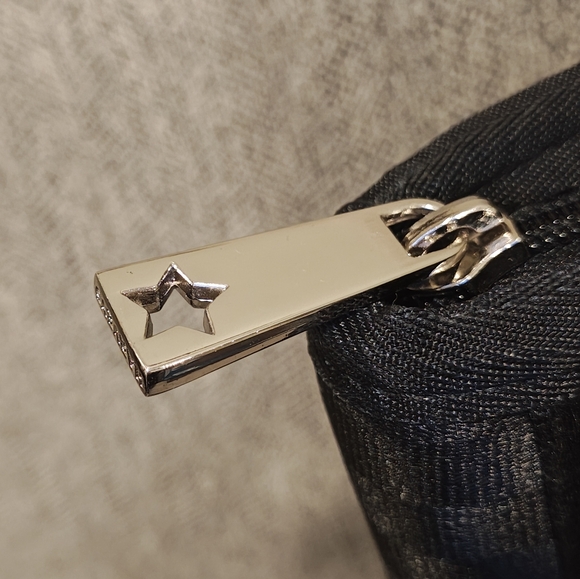 Harvey's Designer seatbelt portfolio notebook with organization - Picture 3 of 11